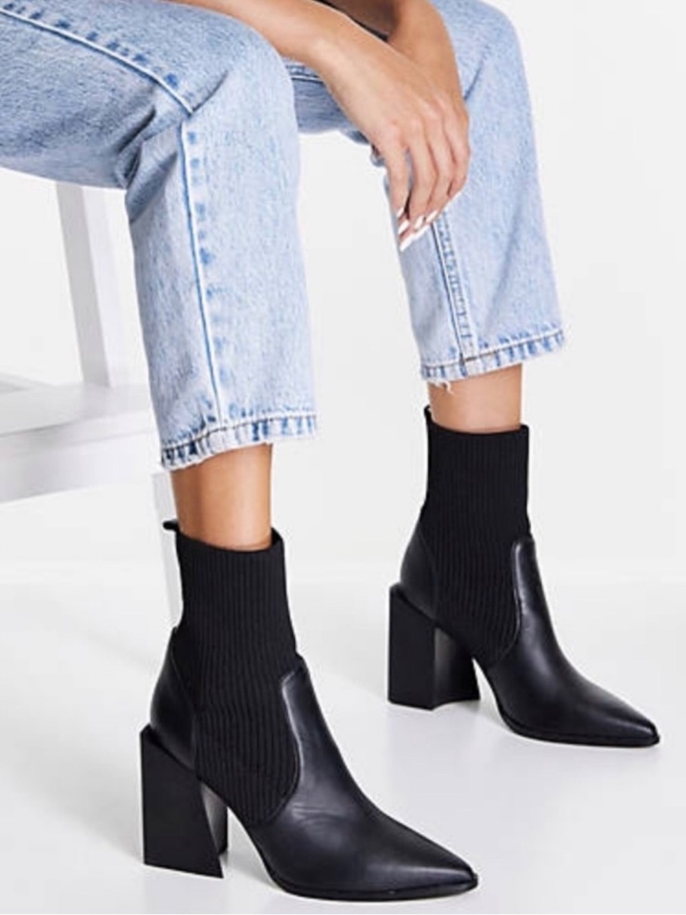 Steve Madden Tackle Sock Bootie Size 7 Black Leather Block Heel Capsule Wardrobe